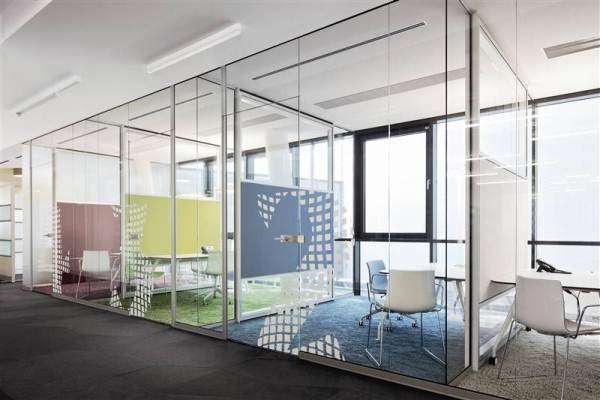 thi công vách kính văn phòng đà nẵng