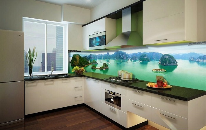 kính hoa văn ốp bếp
