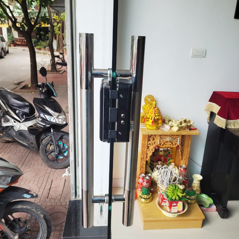 khóa vân tay cửa kính