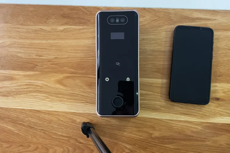 khóa vân tay cửa kính faceid