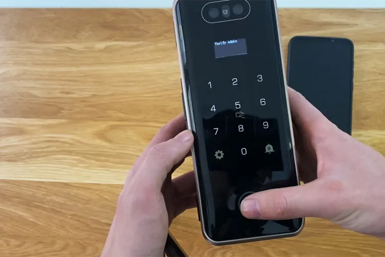 khóa vân tay cửa kính faceid